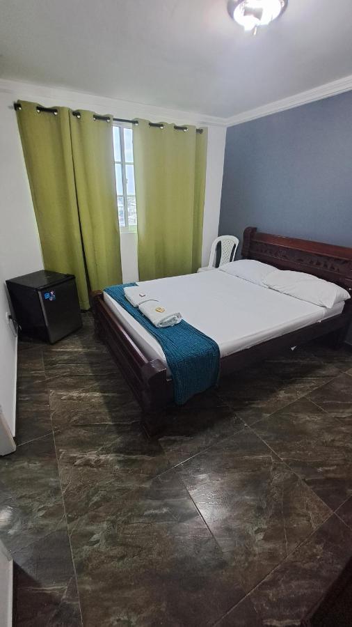Hostal Oceans Paradise San Andres  Exterior photo